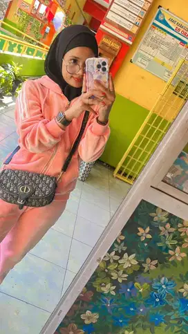 Dijual karna menuh”in lemari dari baru beli baru 1x dipake