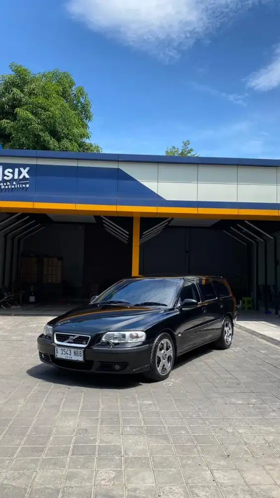 Jual Volvo V70 T5 2002