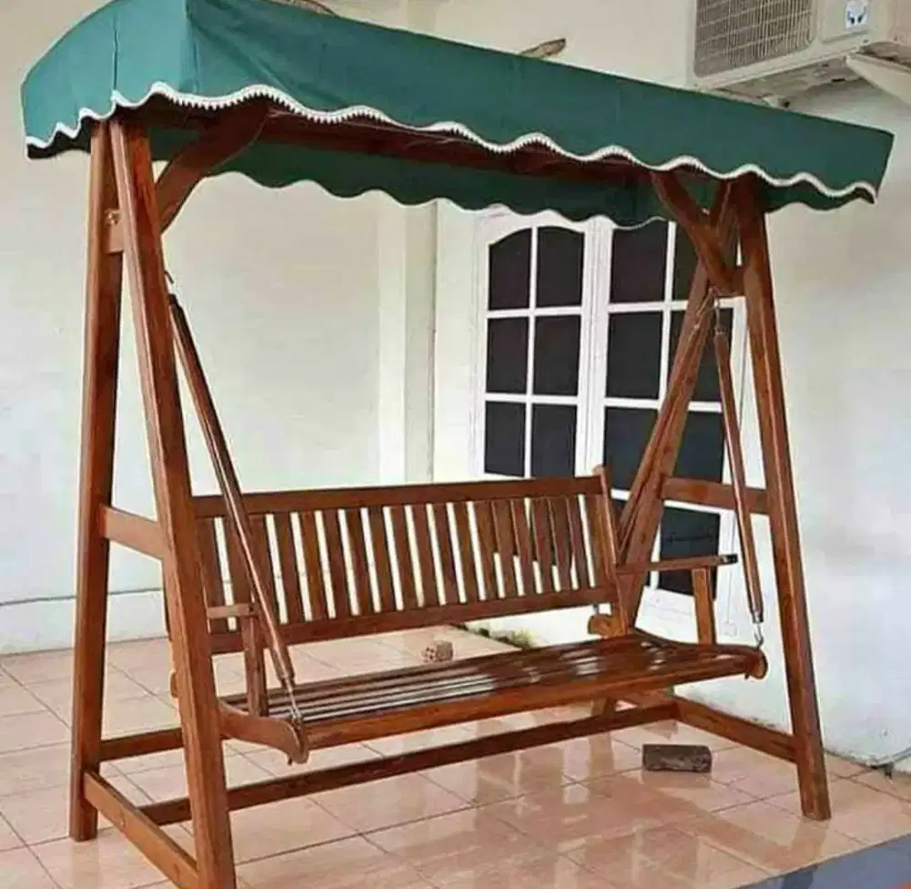 Ayunan teras dan taman