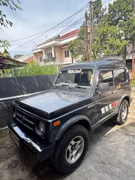 Suzuki Katana GX 1.0 Bensin MT 1995 Biru Metalik