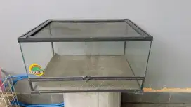 Akuarium reptil second depok