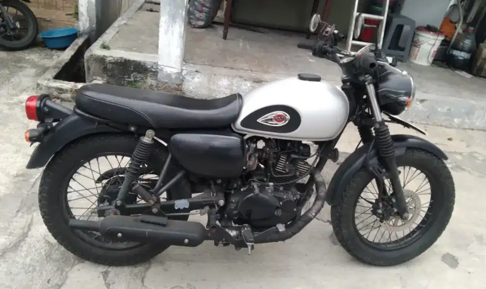 KAWASAKI W175 KLASIK