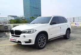 BMW X5 Xdrive Tahun 2015 Automatic Putih Metalik