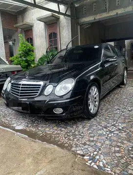 Mercedes Benz E Class 280 Automatic