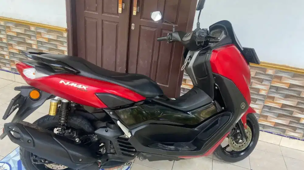 Nmax new warna merah taun 2020 pertama
