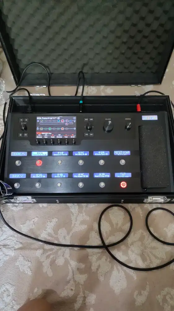 Line 6 Helix Floor