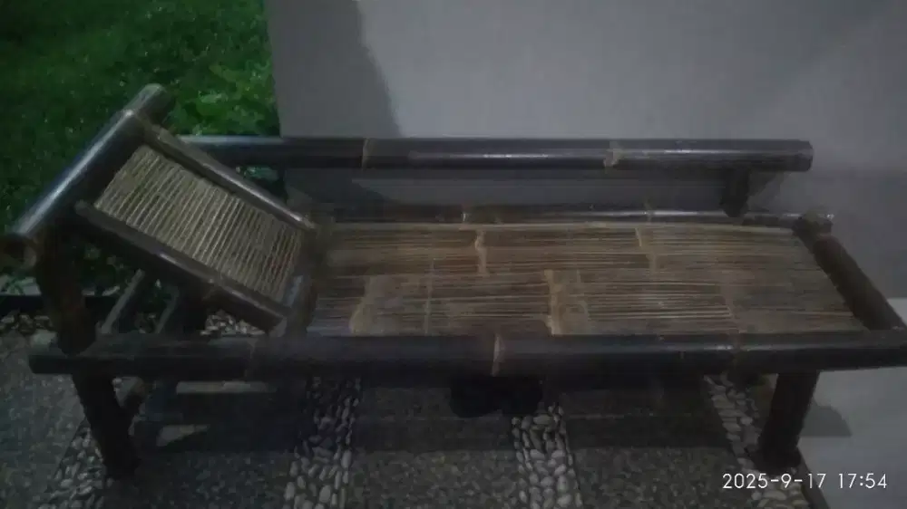 Dijual Cepat kursi panjang bambu / rosbang