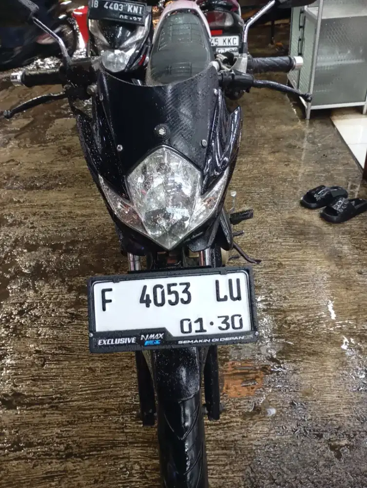 jual motor suzuki satria fu warna hitam