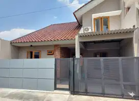 Rumah Dijual Di Kampung Utan Ciputat Siap Huni Full Furnished