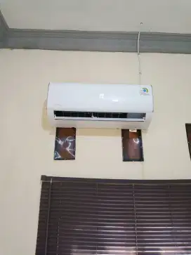 Service AC bongkar pasang AC tukang AC panggilan isi freon AC