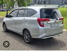 Jasa sewa mobil dan driver