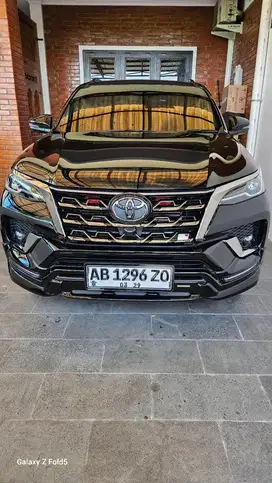 TOYOTA FORTUNER 4X2 GR 2.8 TAHUN 2023