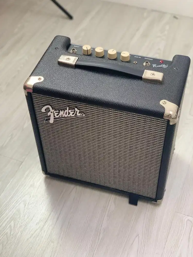 Fender Rumble 15 Bass Amplifier