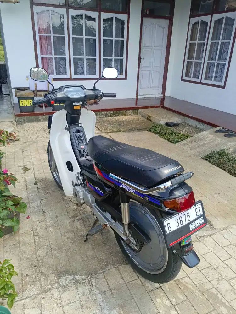 Astrea Grand 1992