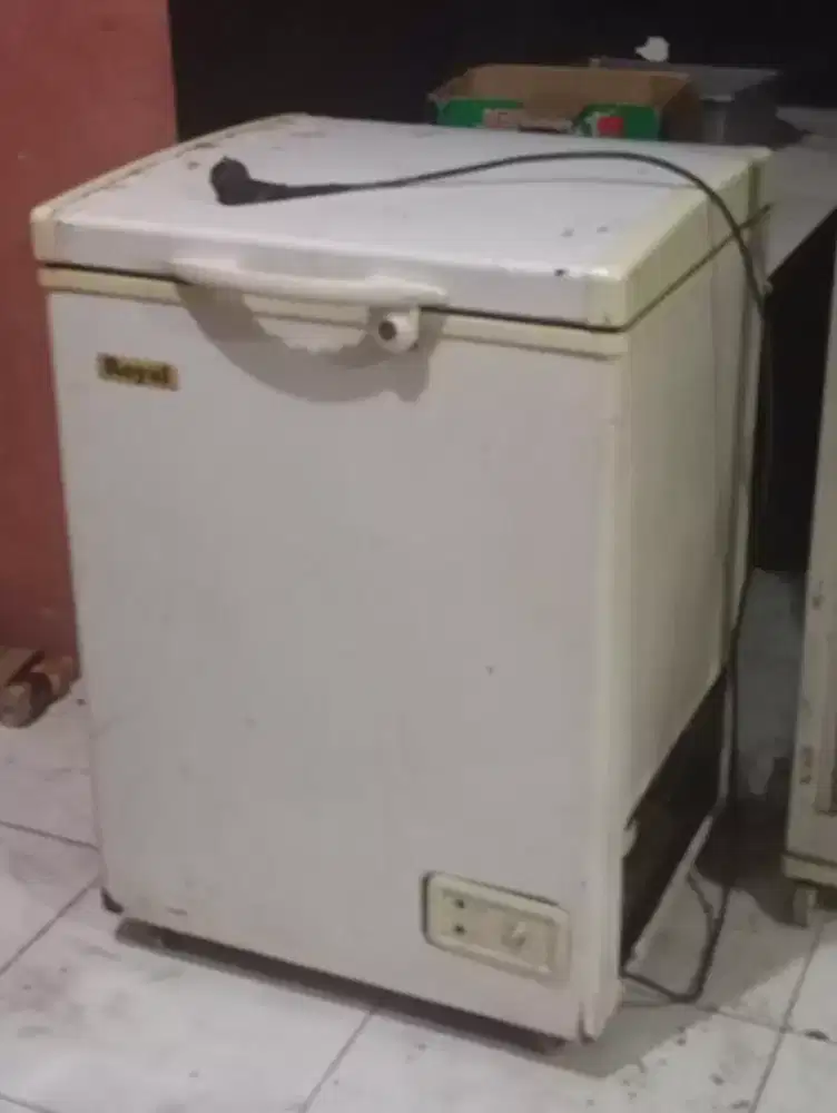 frezzer box ROYAL