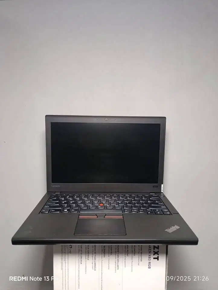 Laptop Second Lenovo ThinkPad X260 | i5-6300U | 8GB RAM | 256GB SSD |