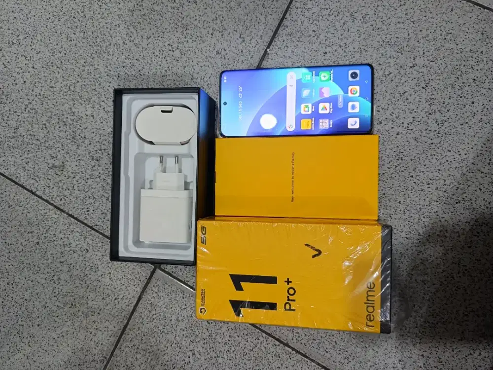 REALME 11 PRO + 12/512
