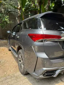 Toyota Fortuner VRZ 2018 - Tangan Pertama