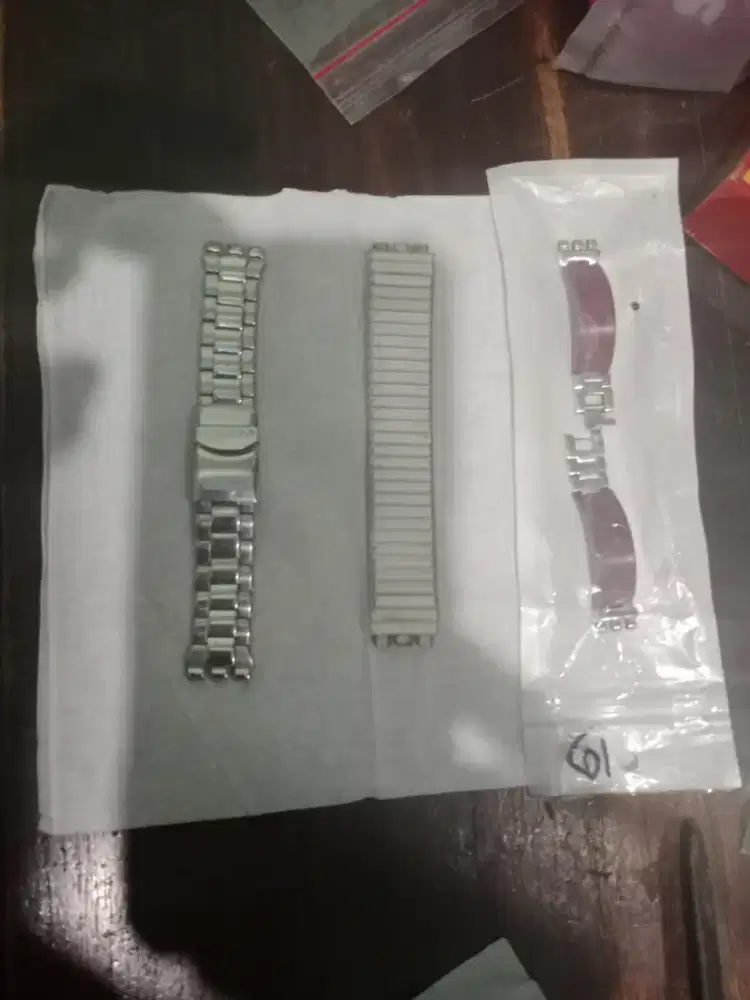 strep jam tangan swatch