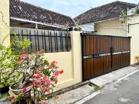 Rumah di sewakan Serengan