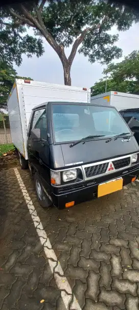 MITSUBISHI L 300. BOX ALUMANIUM