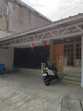 Rumah disewakan dkt tol simatupang