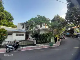 DIJUAL RUMAH HITUNG TANAH COCOK BUAT KOS2AN LOKASI STRATEGIS DI  BENDU