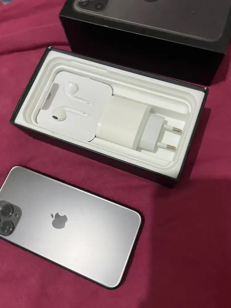 iphone 11 pro max 256gb selebihnya top
