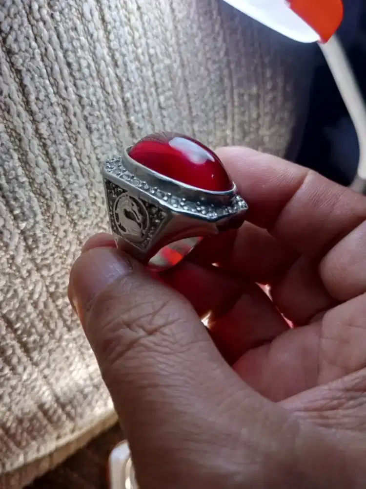 Cincin keren Merah Batu Siam Lawasan Bos