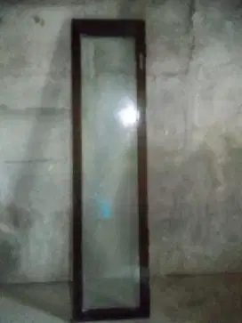 Pintu alumunium kaca