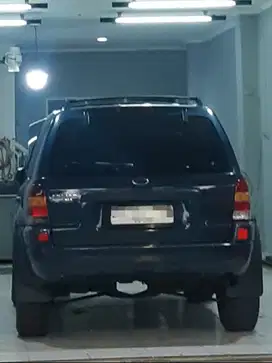 Ford Escape 2005 Bensin
