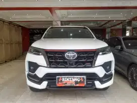 FORTUNER TRD 2.4 AT 2021 KM 53RB FACELIFT/MODEL TH 2022(BINTANG MOTOR)