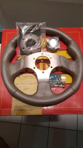 Steering wheel MOMO