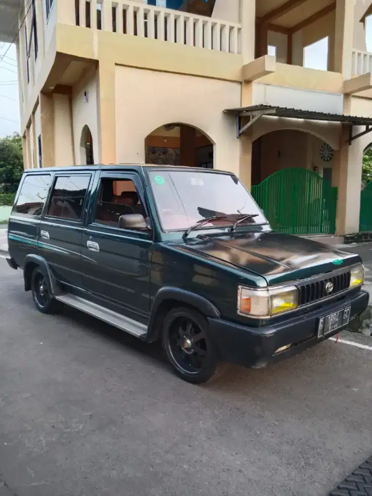 Toyota kijang grand extra THN 96