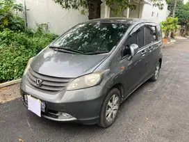 Honda Freed 2012 Bensin
