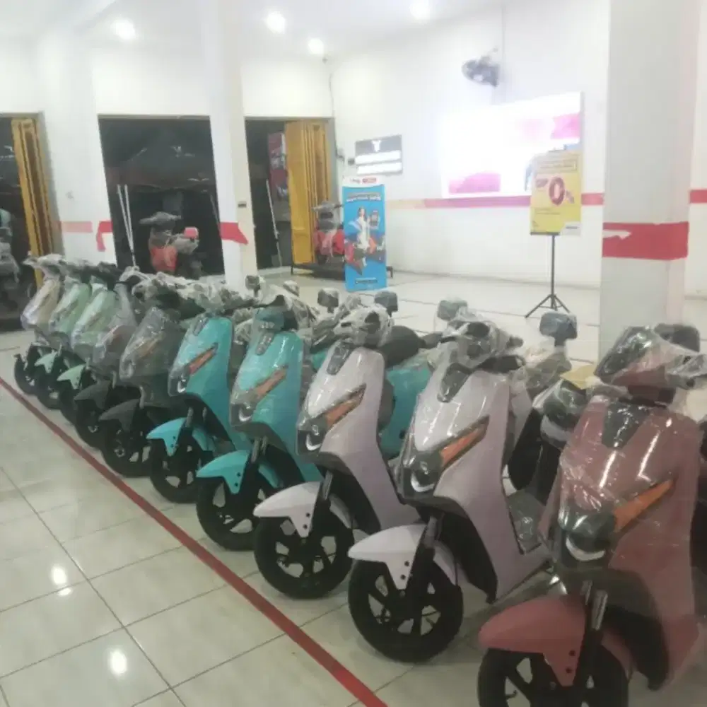 Sepeda listrik Otobot uwinfly D65