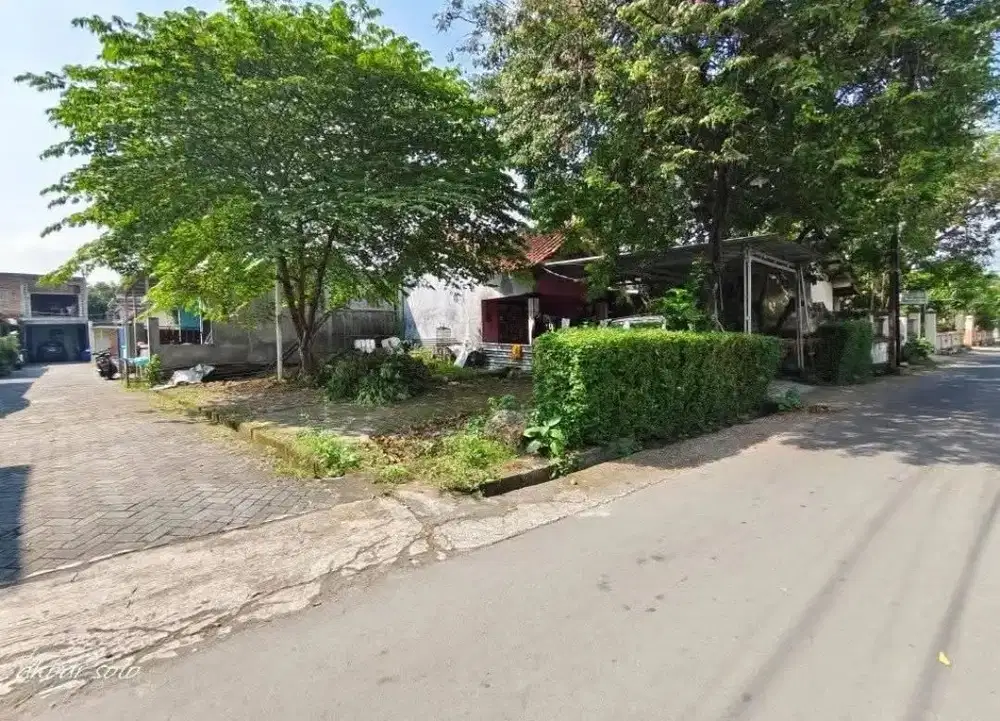 Tanah 2muka ngadirejo kartasura dekat superindo
