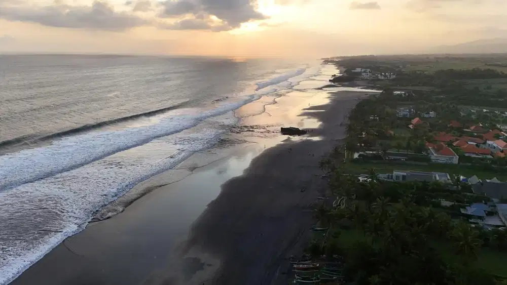 Jual tanah beach front di tabanan bali luasan kecil.
