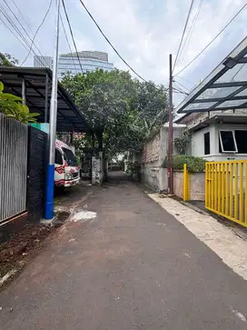 Tanah di area perkantoran TB Simatupang, 1 menit ke gedung Arcadia