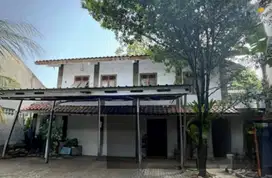Rumah 2 Lantai di Ciputat Timur, Hanya 9 Menit ke Tol Ciputat