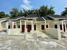 RUMAH LUAS DI SLEMAN BARAT SIAP KPR BANTU HINGGA AKAD