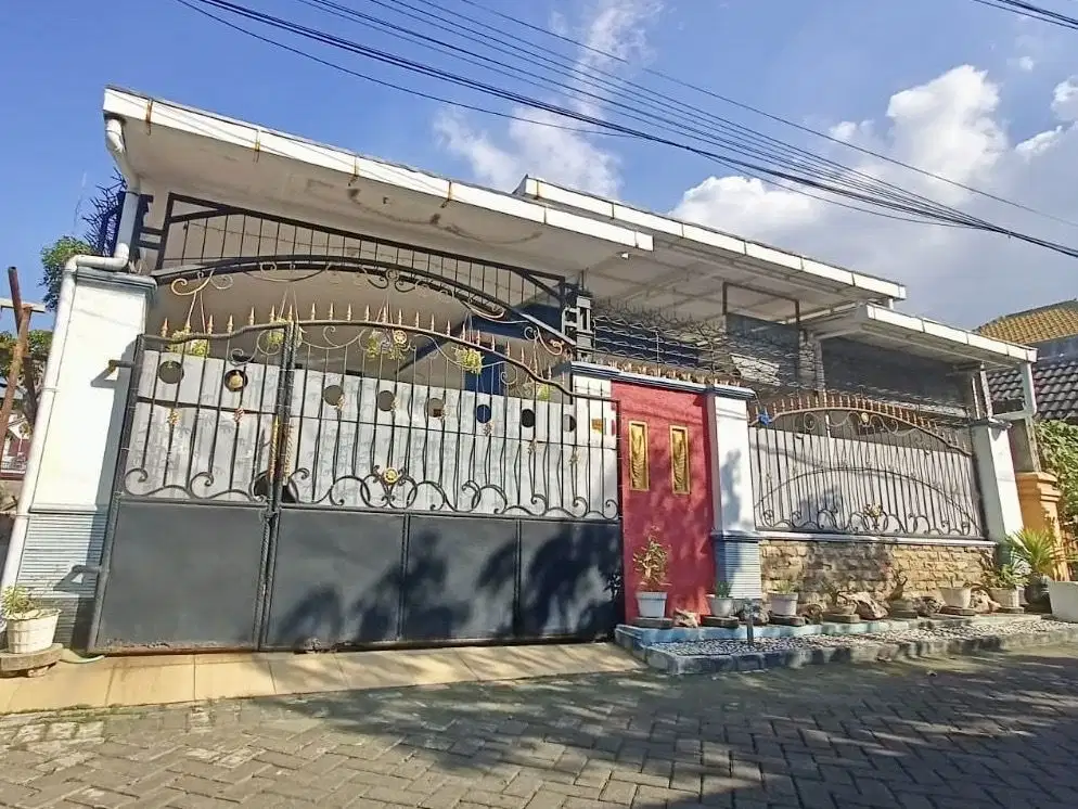 Rumah Dekat Kampus UB Dekat Raya Sukarno Hatta