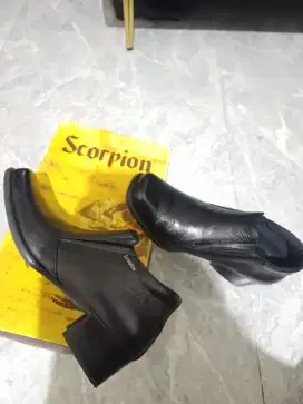Sepatu Pantopel Wanita SCORPION uk 40
