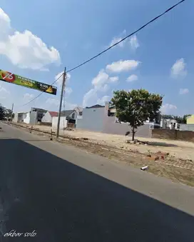 Tanah pinggir jalan colomadu solo murah