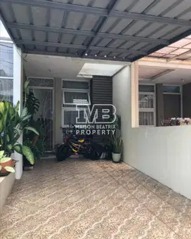 DIJUAL RUMAH SEMI FURNISH SIAP HUNI RAPIH TERAWAT BISA KPR DIBAWAH 1M