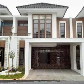 Rumah Mewah Readystock 2 Lantai di Pusat Kota Karawang