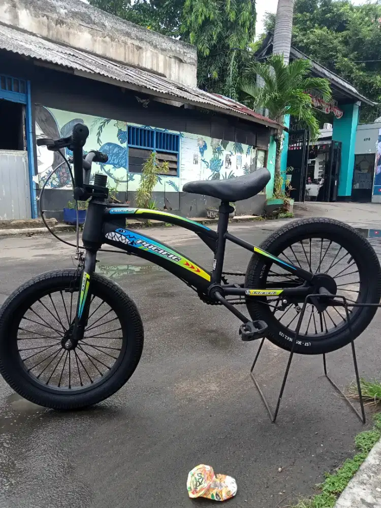 Sepeda BMX UK 16 PACIFIC