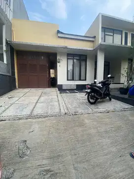 Rumah di Cluster Casablanka