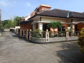 Rumah Bagus Area Condongcatur Dekat Pakuwon Mall, kampus UPN, AMIKOM