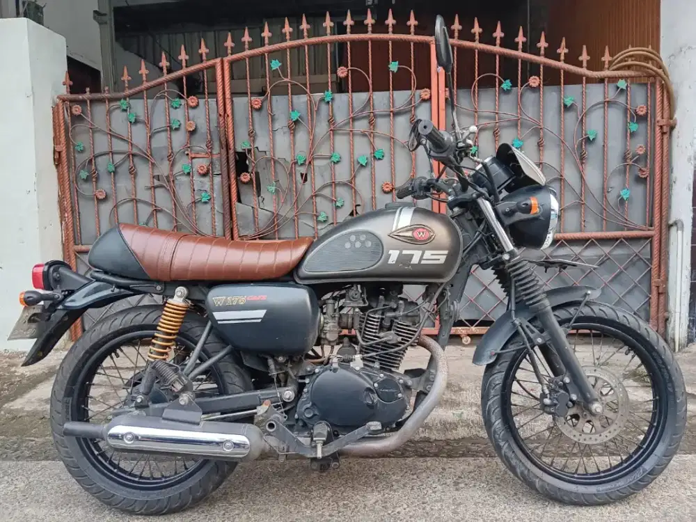 Dijual motor W175 Cafe Gress
